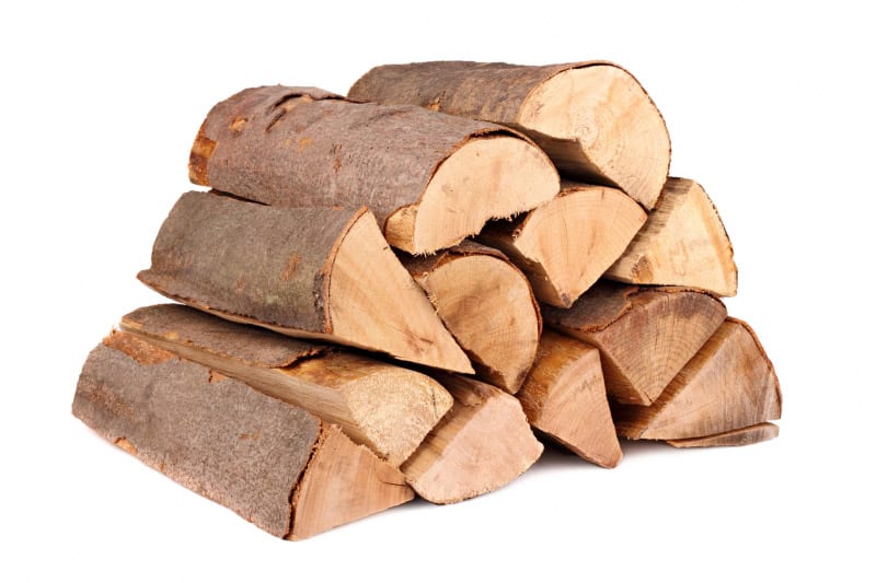 Bûche de bois de chauffage sec et fendu